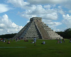 El Castillo